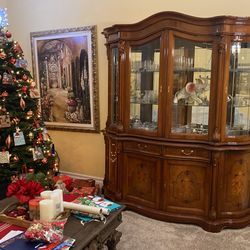 ITALIANA  FURNITURE 