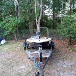 16 Foot Fiberglass Boat/35hp Motor/Trolling Motor And Trailer 