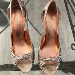 Women’s Dress Shoes Rose Gold 
