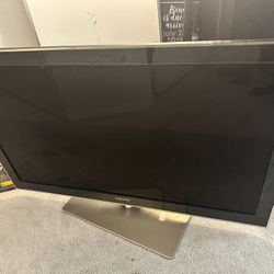 Samsung 46” Ultra-Slim LED HDTV – Stunning Picture, Sleek Design!