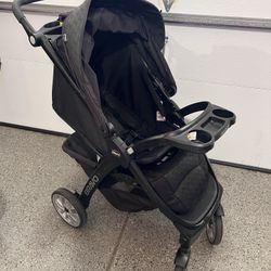 Chicco Bravo Quick-Fold Stroller - Black