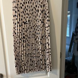 Brand New Skirt, Polka Dots Size M , Elastic Waist