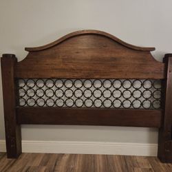 Queen Size Bedroom Set