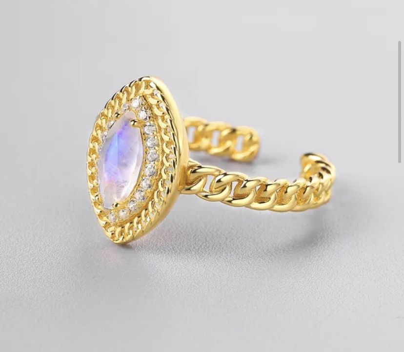 Moonstone Gold Chain Ring 925