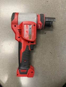 Milwaukee M18 Cordless Knockout Tool