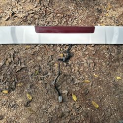 Third Brake Light/roof Spoiler 