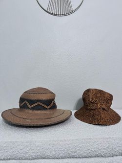 Women’s sun hats O’Neill and Billabong