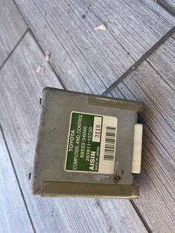 2001 2002 2003 2004 Toyota Sequoia 4wd Module Computer 4wd Switch  363811-10730 computer 4wd, control