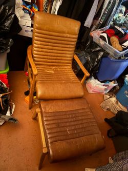 Precedent Sherrill Leather Style Chair & Ottoman