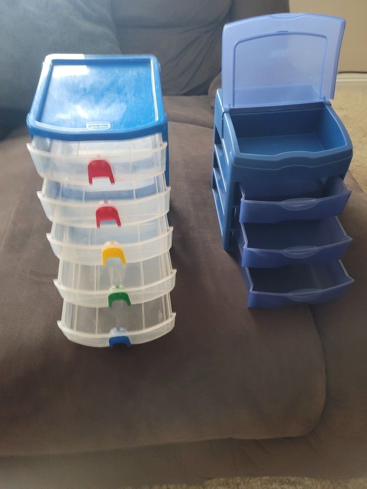 2 Small Plastic Storage Container