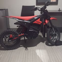 YOZMA IN 10/ 151 MILES BRAND NEW!