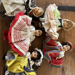 Vintage Madame Alexander Dolls Set Of 5 