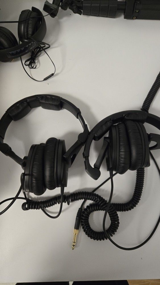 Sennheiser HD280 PRO Studio Headphones x2