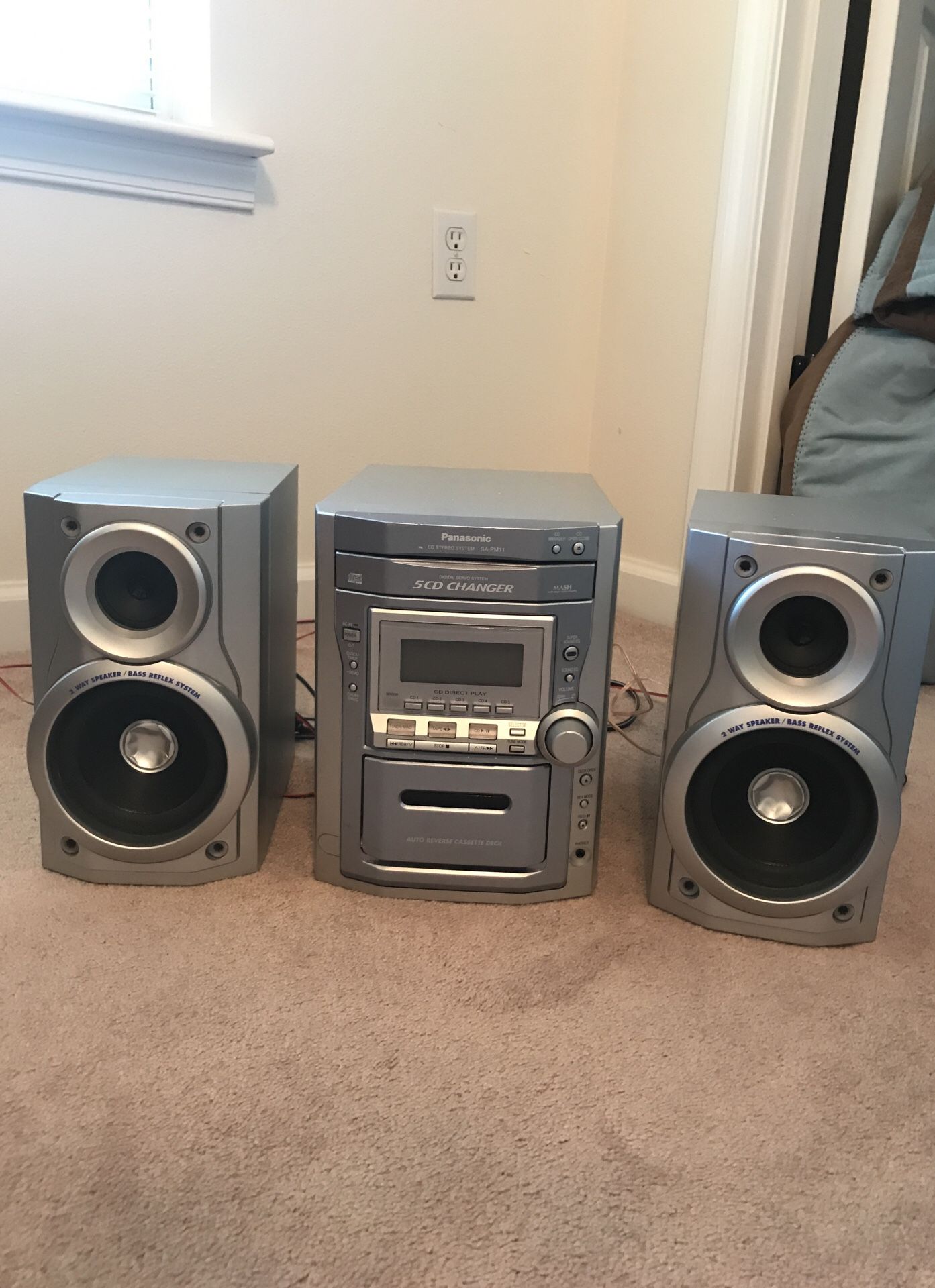 Small stereo