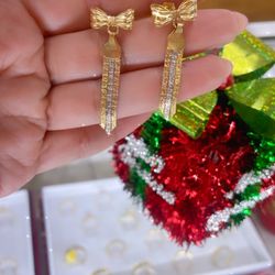 14k Gold Bow Earrings