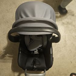 Britax Infant Car Seat With Base 