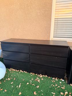 Dresser free…