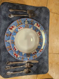 Vintage Debbie Mumm Sakura "Snowman" Christmas Hosting Set for 8 (w/ Silverware & Extras) ☃️
