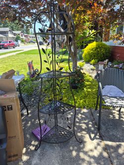 CORNER PLANT STAND