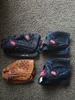 Baseball mitts gloves