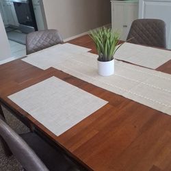 Im asking 80 for table and 3 chairs