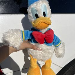 Disney parks Donald duck plush #Disney #DonaldDuck