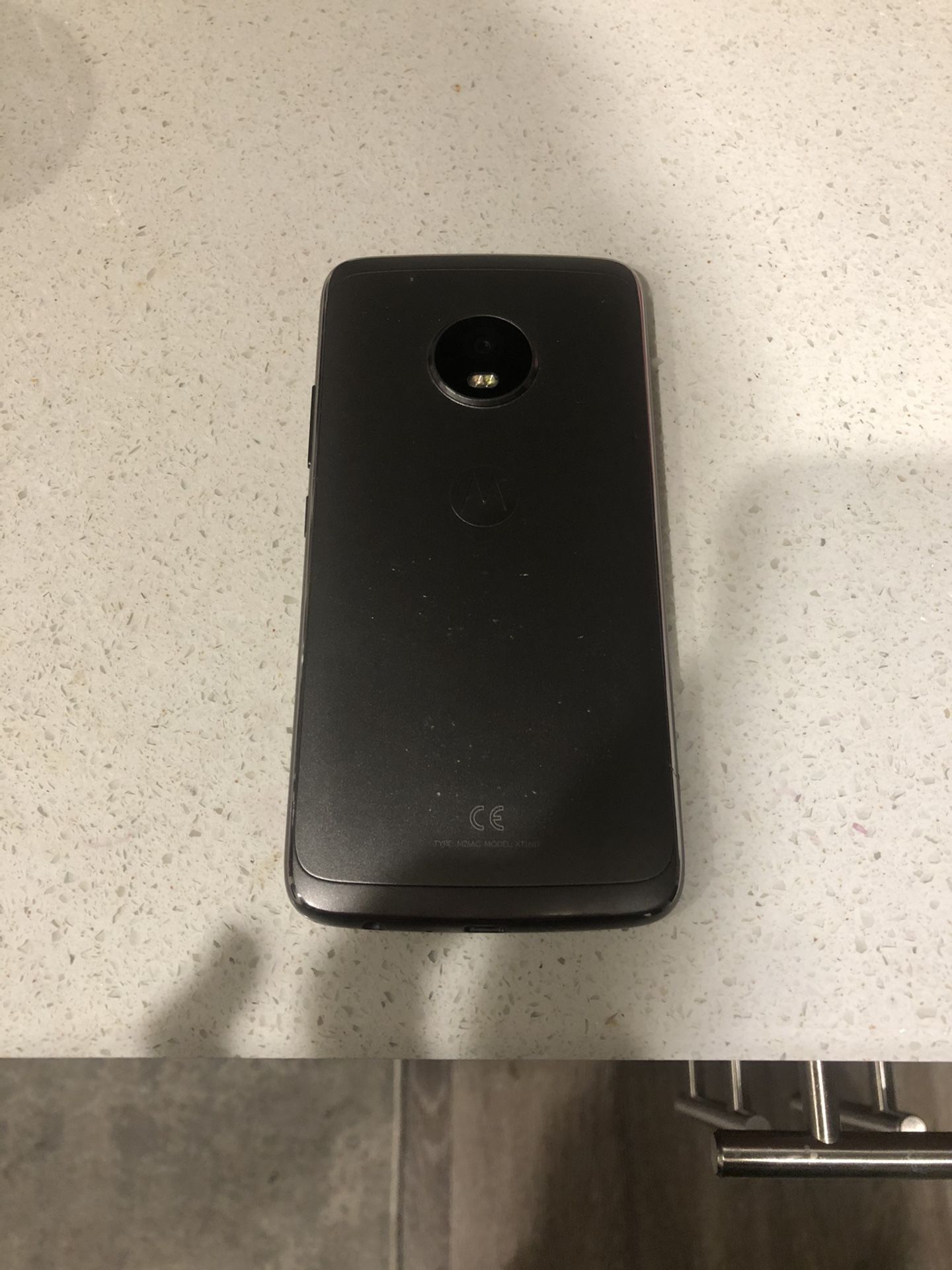 Motorola G5 Plus + Cases