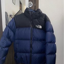 North Face Puffer Jacket L