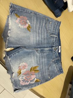 Kensie Floral Embroidered Denim Mini Skirt