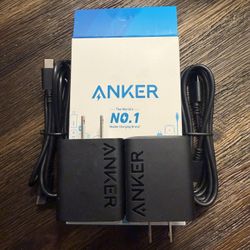 2 Anker 20w Charging Block With 2 USB-c Wires 