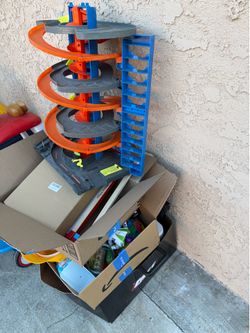 Free toys