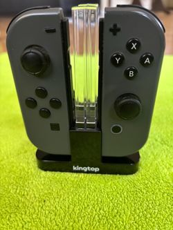 Nintendo Switch Joy-Con Wireless Bluetooth - Grey - and charging Dock