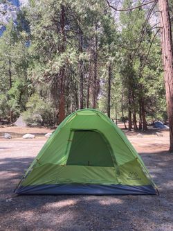Camping tent