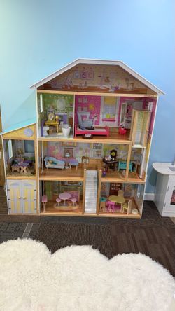 KidKraft Majestic Mansion Wooden Dollhouse