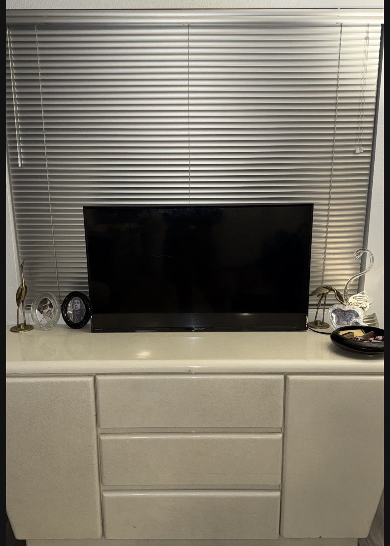 TV