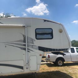 5th wheel RV, 2 bedroom and pop ups. $8,500- Negotiable 