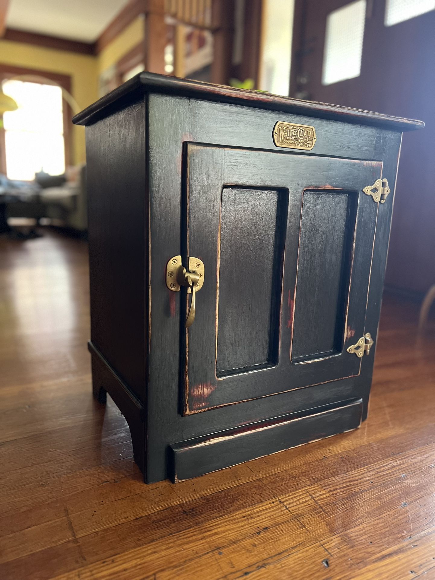 Vintage Ice box by White Clad Simmons