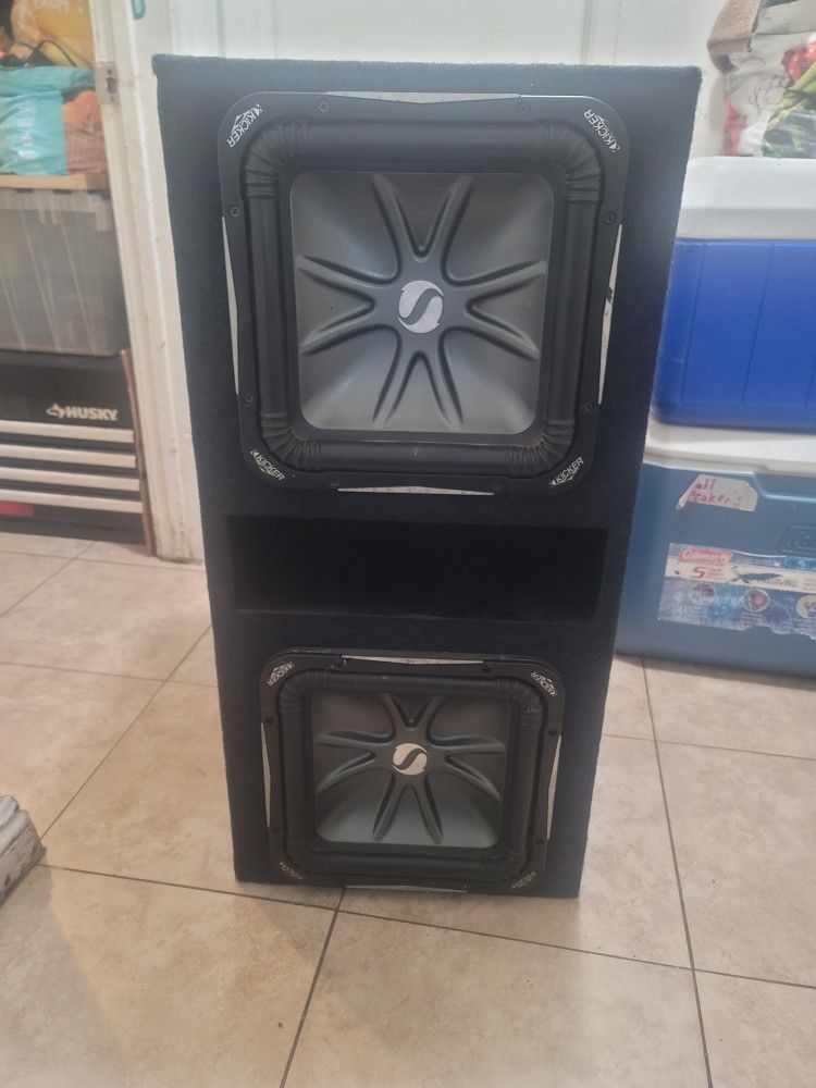 2 12" Kicker Subwoofer With Big Box