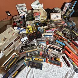 Model Train Sets Bundle 