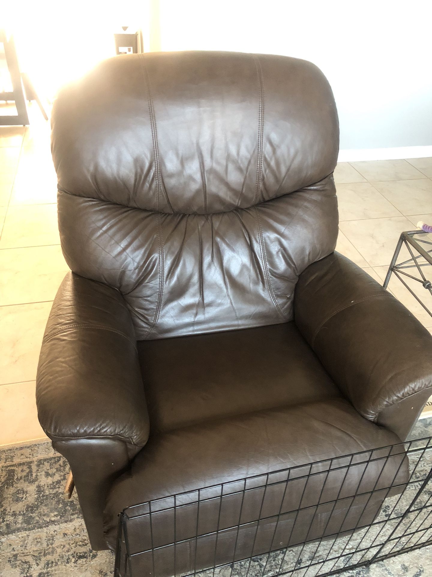 Lazy Boy Recliners & Couch