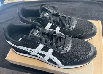 ASICS Tiger Runner Sneakers SIZE 9.5 - NEW