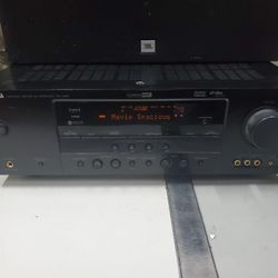 Yamaha RX-V461 5.1 channel, high power Home theater Receiver. Watch video