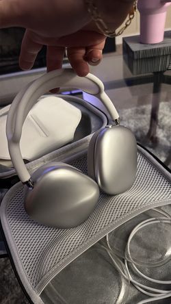 Apple AirPods Max