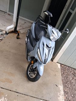 Gas scooter