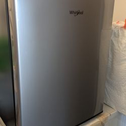 Whirlpool Mini Fridge