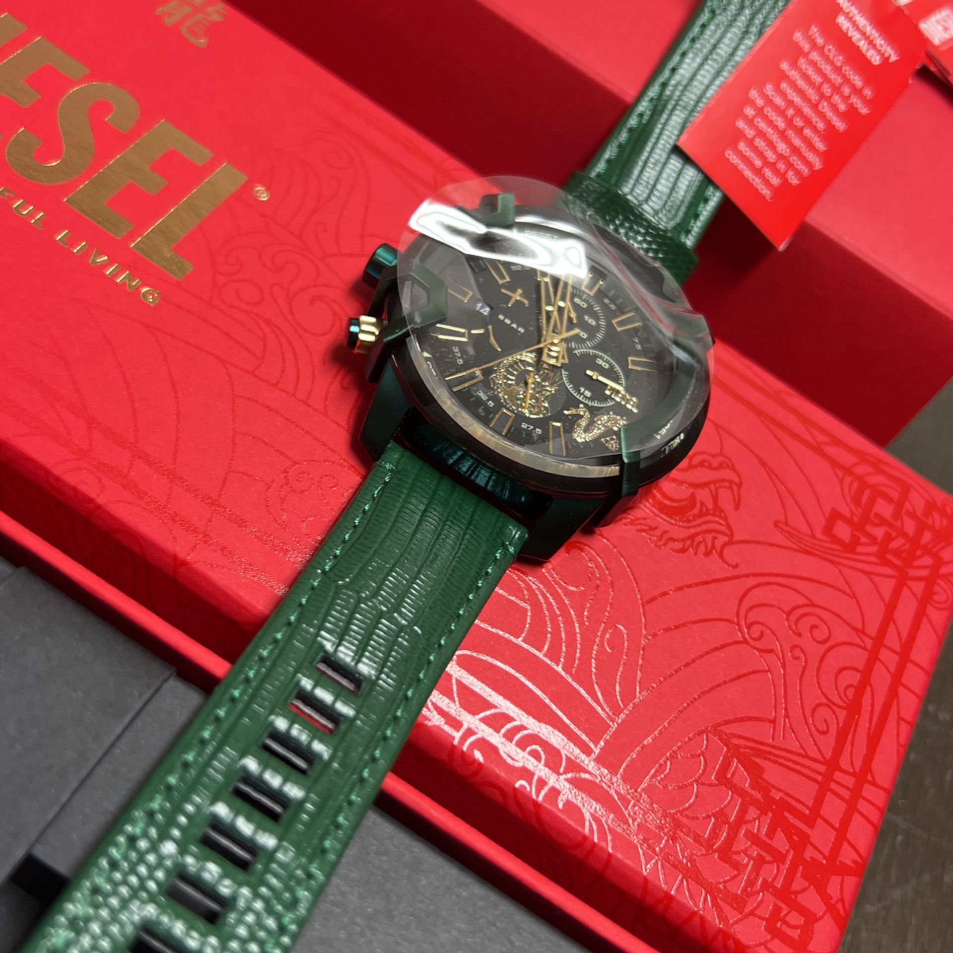 Men's Griffed Chronograph Green Leather Watch 48mm