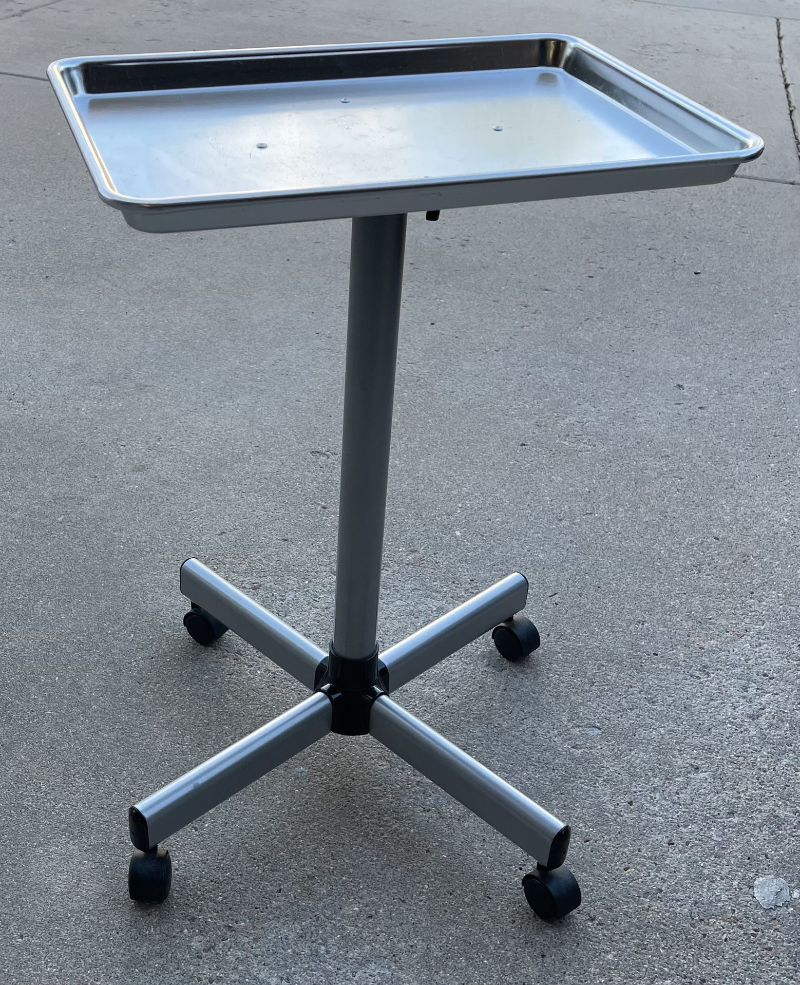 Salon Tray Aluminum Instrument Salon Tray Tattoo Rolling Tray Station-Silver - Adjustable