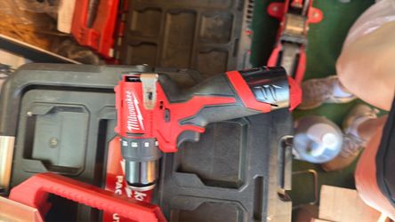 Milwaukee hammer drill