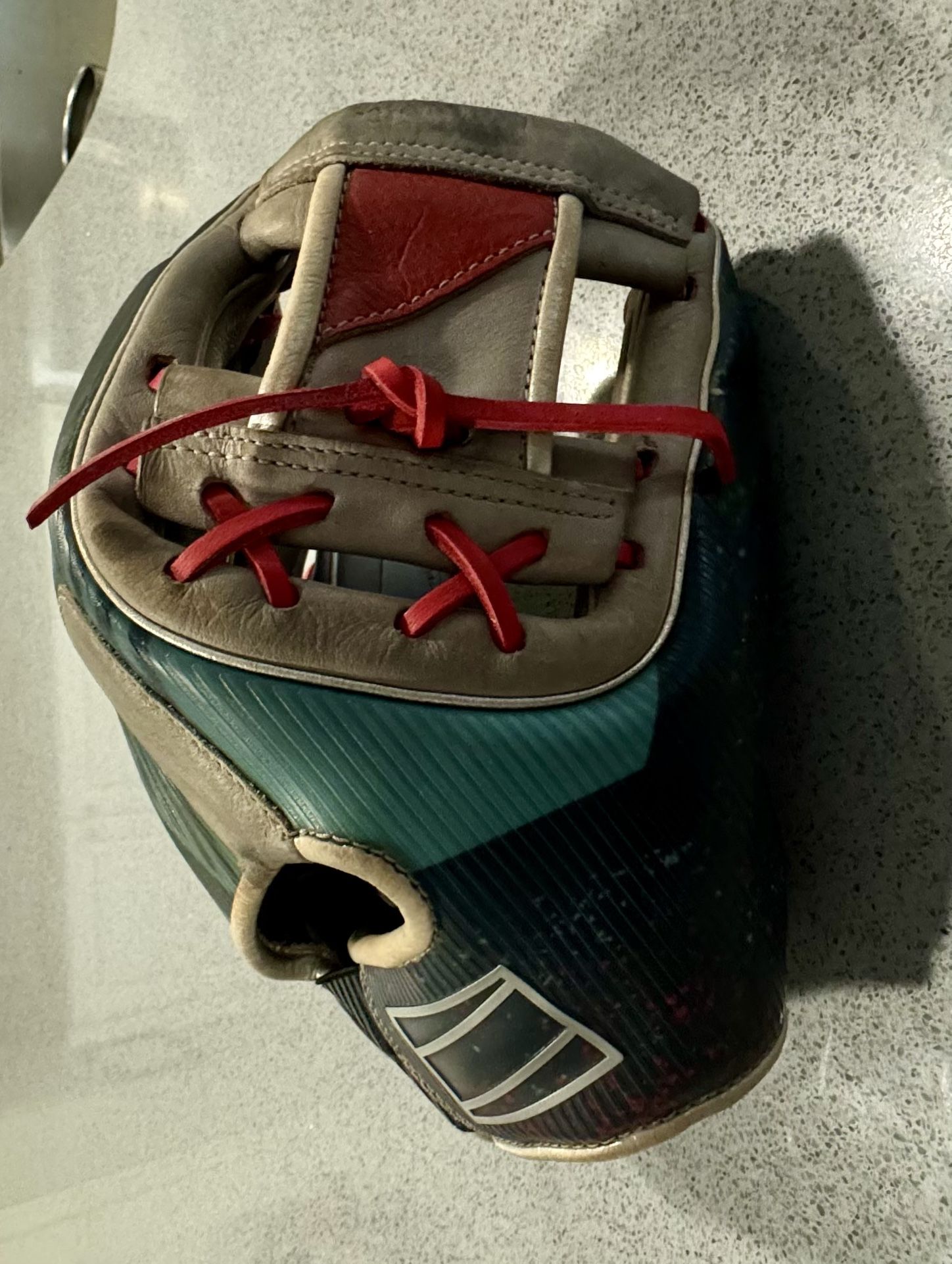 $175 OBO Lindor baseball glove 11.5 relaced and conditioned