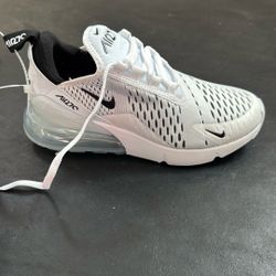 Nike Air Max 270 